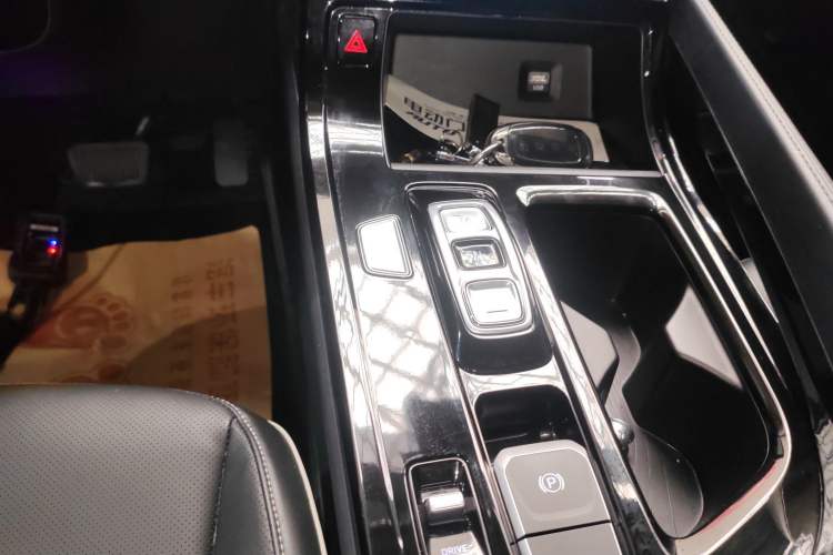 Used Hyundai Custo 2021 270TGDi Prestige LUX Gear Lever