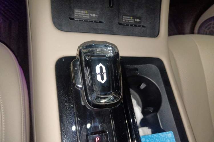 Used Hima AITO M7 2024 1.5T Intelligent Driving 4WD Max Edition 5 Seats