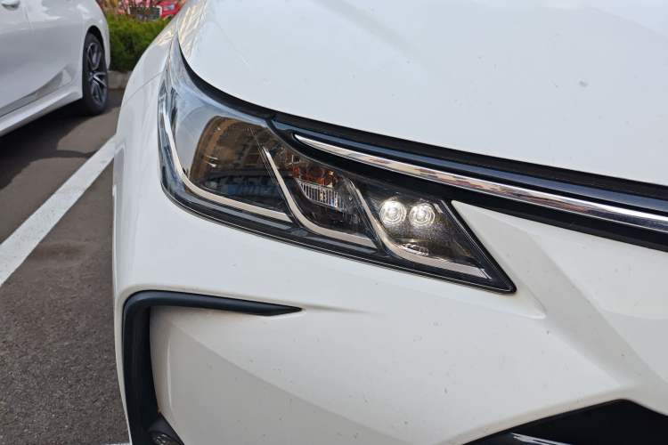 Used Toyota Corolla 2019 Dual-Engine 1.8L E-CVT GL-i Pioneer Edition