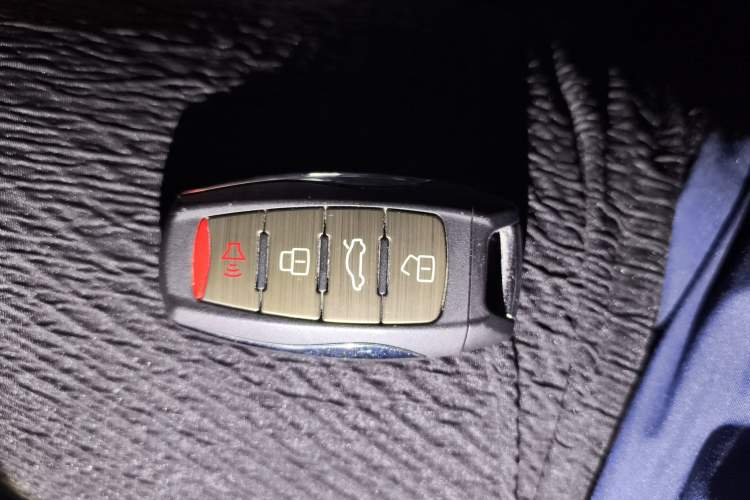 Used Haval H6 2017 Blue Label 2.0T Automatic Two-Wheel Drive Leading Model