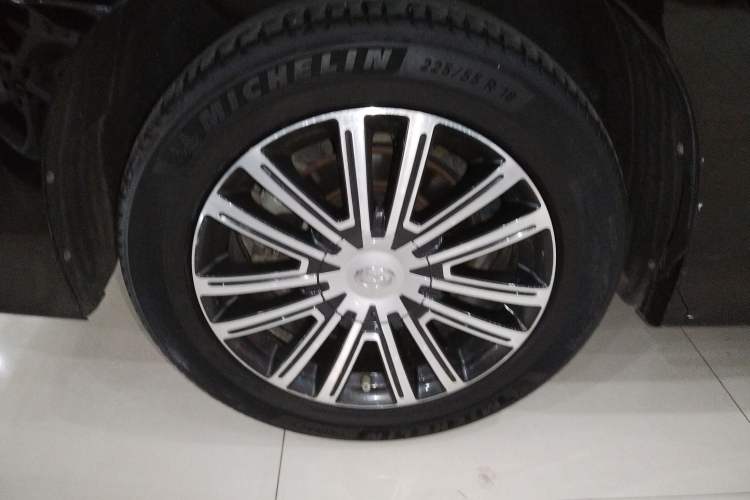 Used GAC Trumpchi M8 2023 Lingxiu Series 390T Prestige Edition Right Rear Wheel Hub