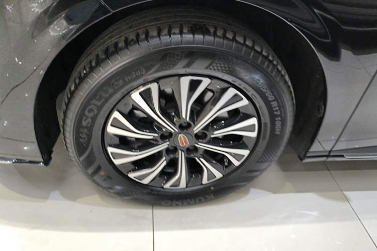 Used Hongqi HQ9 PHEV 2024 2.0T Four-Wheel Drive Business Edition Left Front Wheel Hub