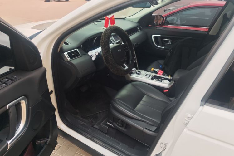 Used Land Rover Discovery Sport 2017 2.0T SE Driver Seat