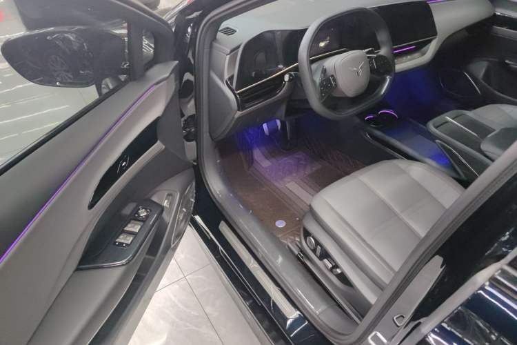 Used Hongqi EH7 2024 690 Pro Glory Edition Driver Seat