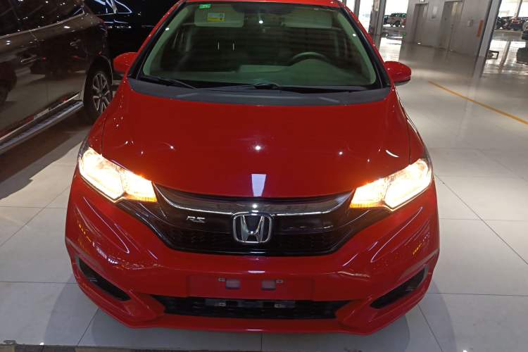 Used Honda Fit 2018 1.5L CVT Comfort Sunroof Version