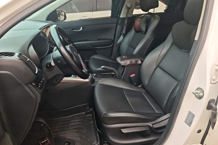 Used Kia KX3 2015 1.6L Automatic Two-Wheel Drive DLX
