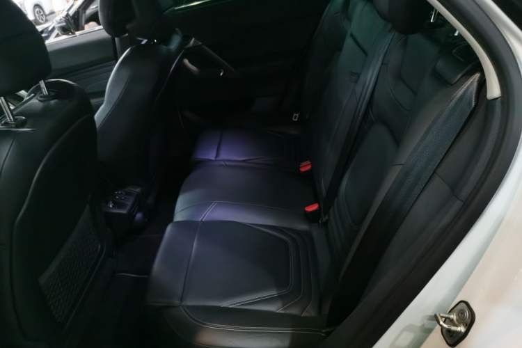 Used DS 5 2018 30THP P-Line Sport Model