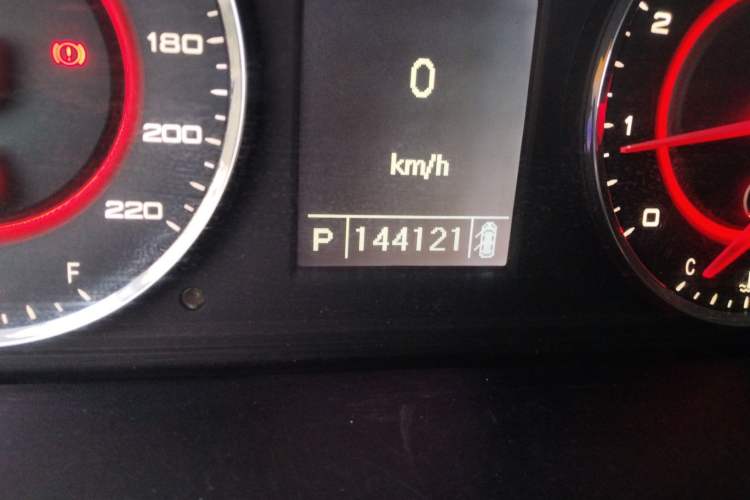 Used SAIC MAXUS G10 2016 2.0T Automatic Luxury Executive Edition
