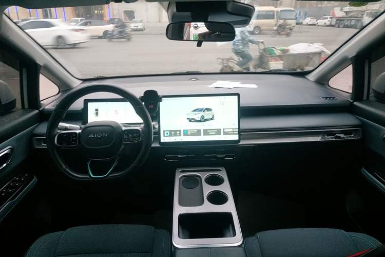 Used AION Y 2023 Plus 510 Enjoy Edition