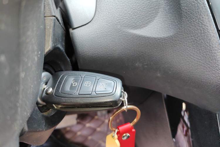 Used Ford Focus 2017 Hatchback EcoBoost 180 Automatic Elite Model Vehicle Key