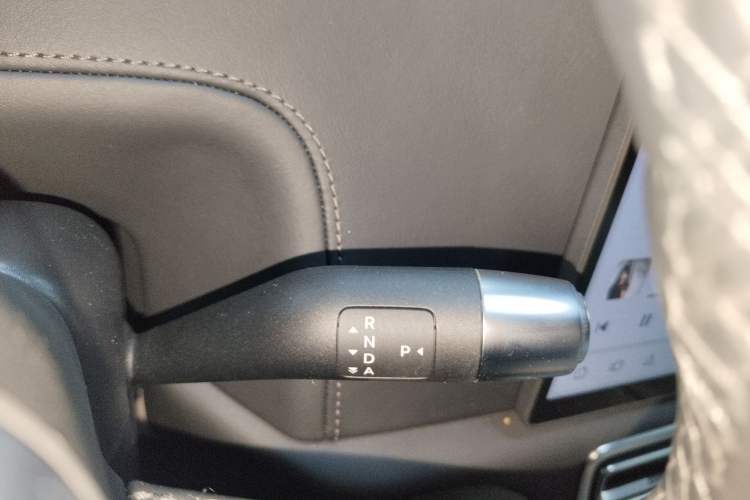 Used Li Auto L8 2024 Pro Model
