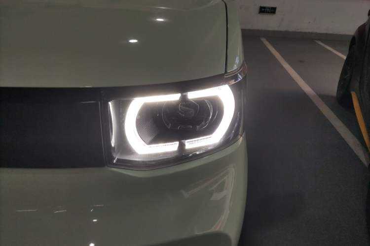 Used Wuling Hongguang MINIEV 2022 Macaron Premium Model – Lithium Iron Phosphate