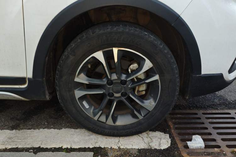 Used Geely Auto Vision X3 2019 Upgraded Model 1.5L CVT Elite Version