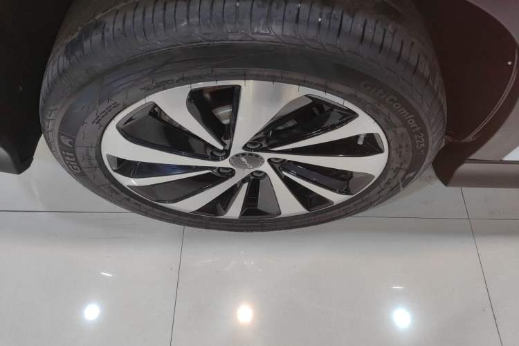 Used BYD Song PLUS New Energy 2024 Honor Edition EV 520km Luxury Model
