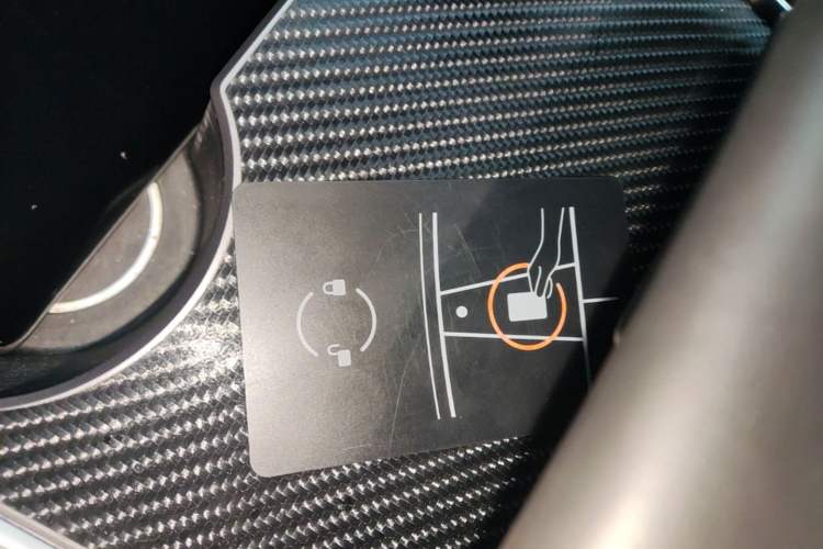 Used Tesla Model Y 2021 Long-Range All-Wheel-Drive Version