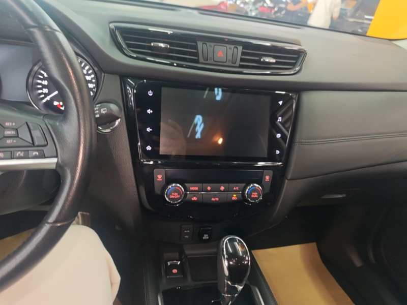 Used Nissan X-Trail 2022 2.0L Two-Wheel Drive Smart Connect Premium Edition — 12
