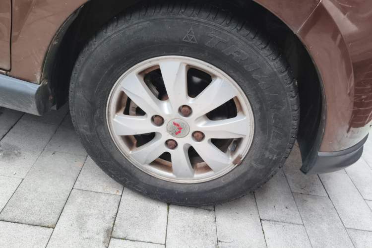 Used Wuling Hongguang 2014 1.5L S Comfort Model
