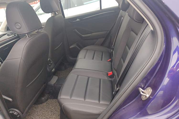 Used Volkswagen T-ROC 2020 280TSI DSG Two-Wheel Drive Comfort Version