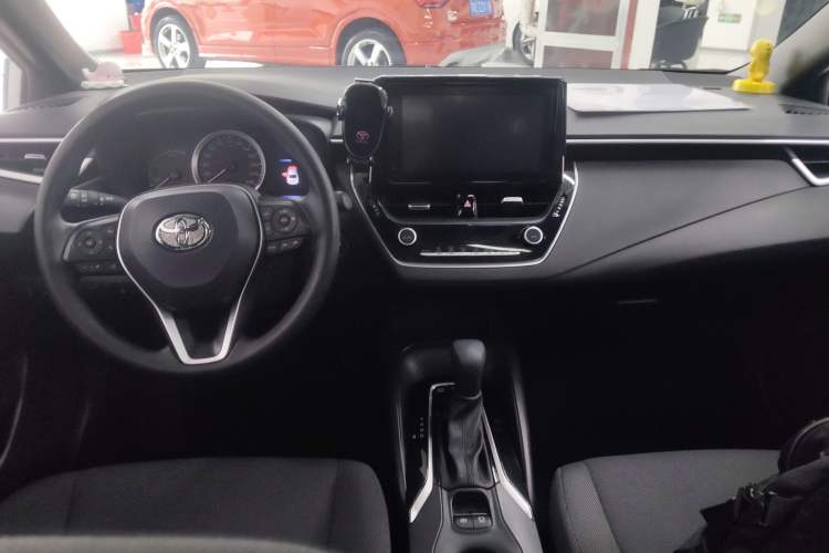 Used Toyota Levin 2022 Dual-Engine 1.8H E-CVT Luxury Edition
