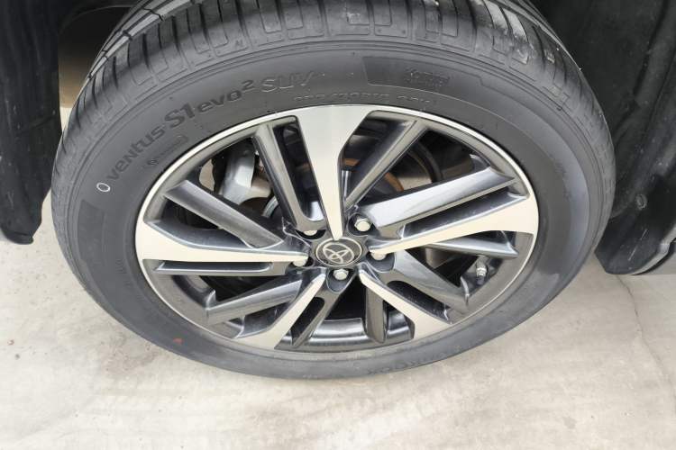 Used Toyota FRONTLANDER 2022 2.0L CVT Luxury PLUS Edition
