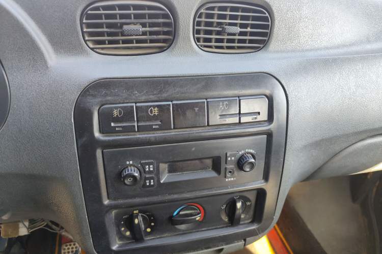 Used Wuling Zhiguang 2010 1.0L New Edition Practical Version with Extended Body L2Y