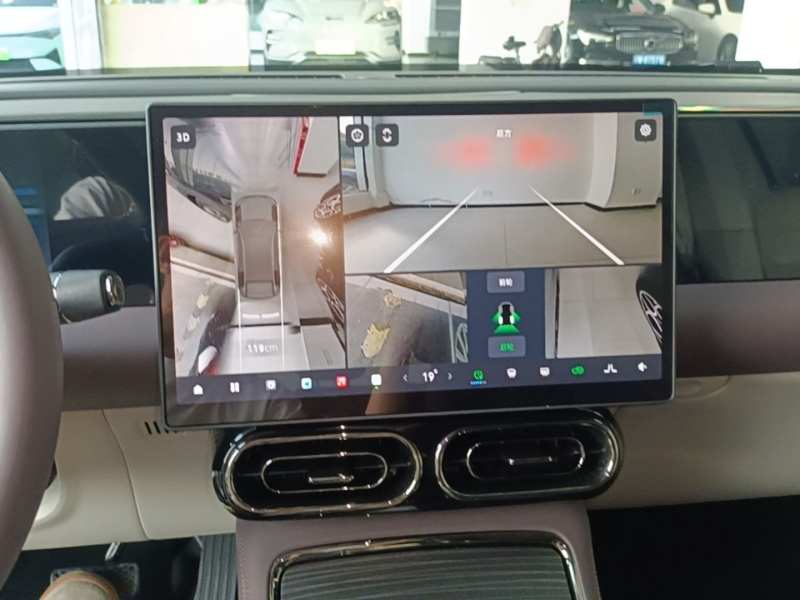 Used Leapmotor C11 2024 All-Electric 580 Luxury Edition — 12
