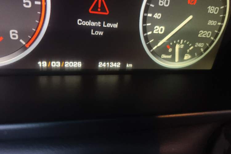 Used Land Rover Range 2010 3.6 TDV8 HSE
