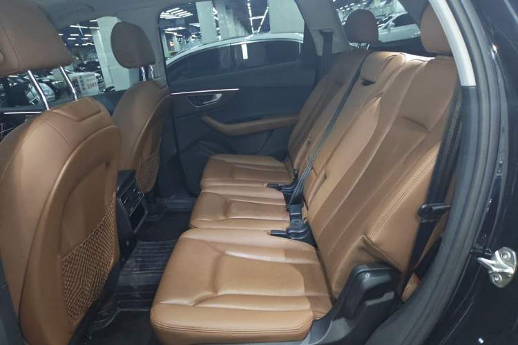 Used Audi Q7 2021 55 TFSI quattro S line Sport model