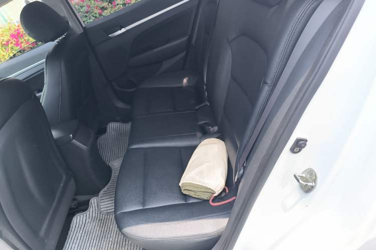 Used Hyundai Elantra (6th Generation / Lingdong) 2016 1.6L Automatic ZhiXuan – Elite Version
