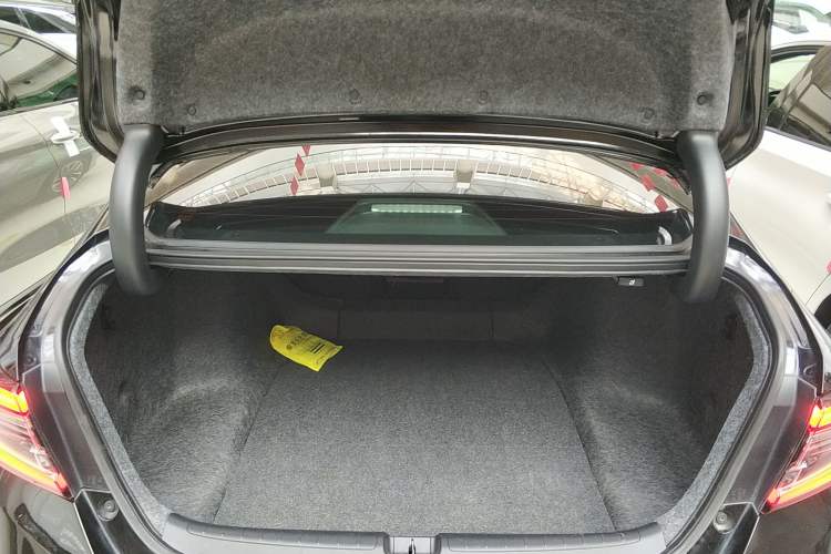 Used Honda Accord 2022 Xing·Hybrid 2.0L Xingling Version Trunk