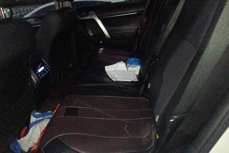 Used Toyota Prado 2018 3.5L Automatic TX-L NAVI with Rear-Mounted Spare Tire
