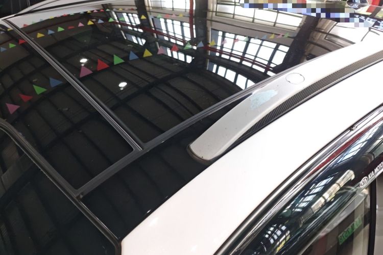 Used Kia KX5 2016 1.6T Automatic Two-Wheel Drive DLX Roof