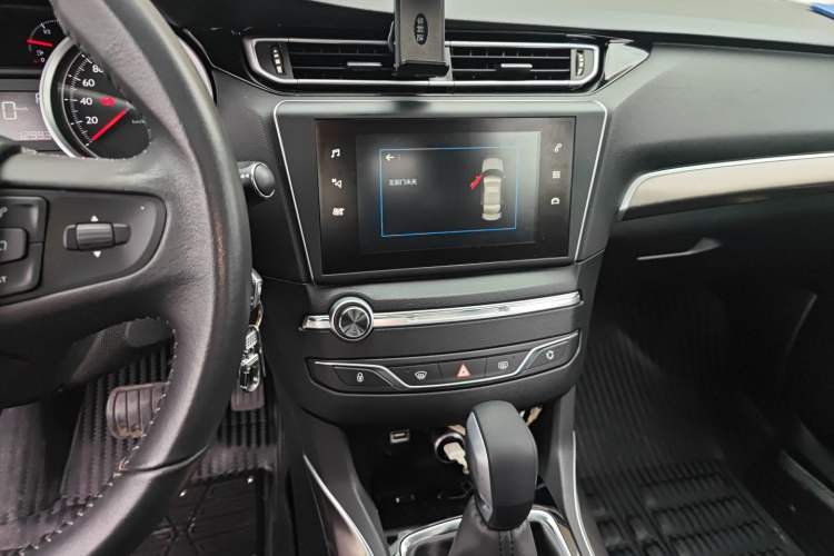 Used Peugeot 408 2018 350THP Automatic Luxury Edition Audio And AC Panel