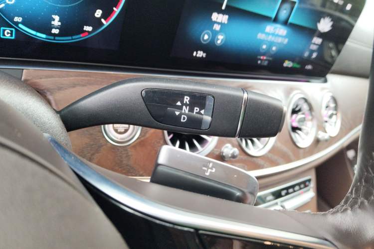 Used Mercedes-Benz E-Class 2023 E 300 L Luxury Model Gear Lever
