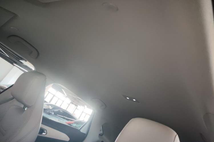 Used BYD Yuan UP 2024 401KM Leading Edition
