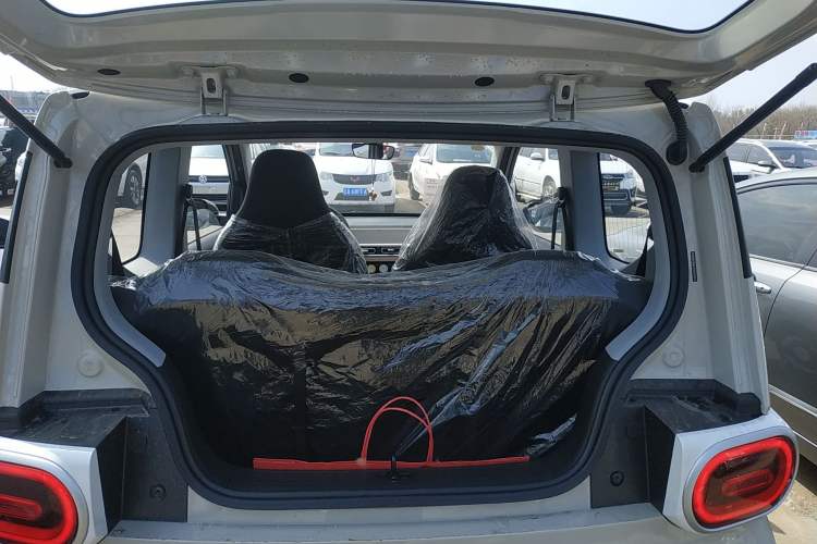 Used Wuling Hongguang MINIEV 2024 3rd Generation 215km Youth Edition