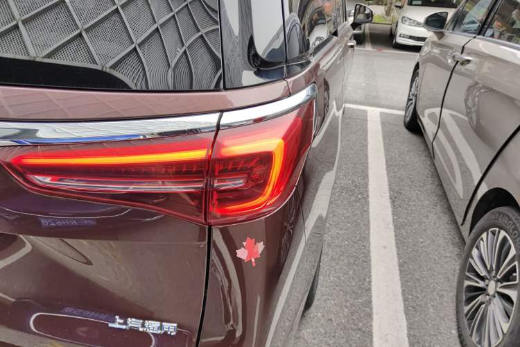 Used Buick GL8 2022 ES Land Cruiser 653T Luxury Model
