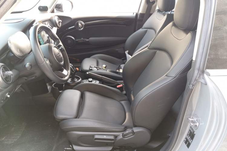 Used MINI 2022 2.0T COOPER S Classic Edition Left Front Seat