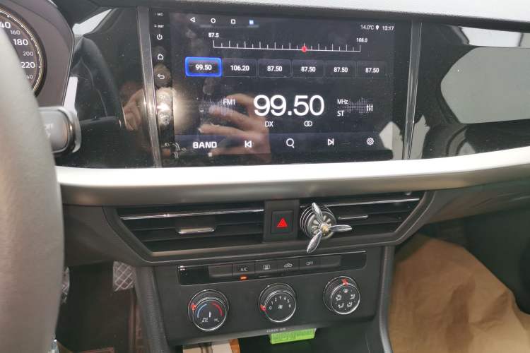 Used Volkswagen Lavida 2019 1.5L Automatic Comfort Edition China VI Standard
