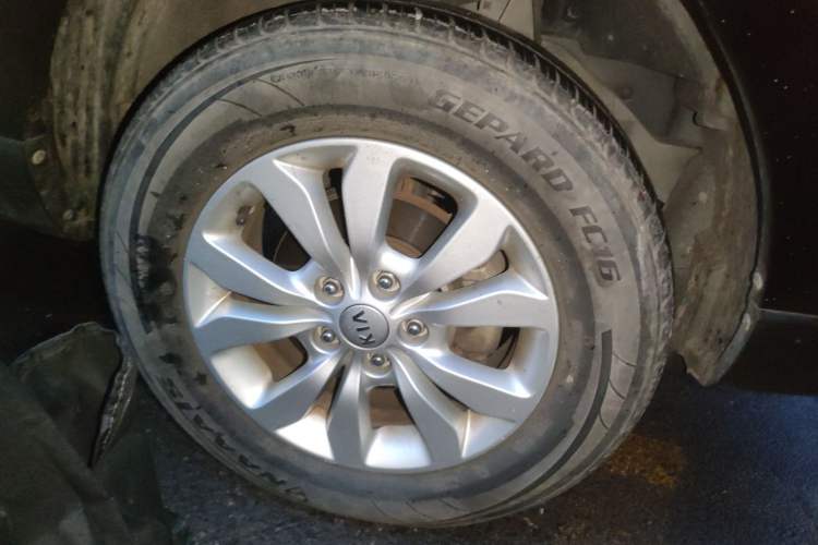 Used Kia Sportage 2013 2.0L Manual Two-Wheel Drive GL Trim
