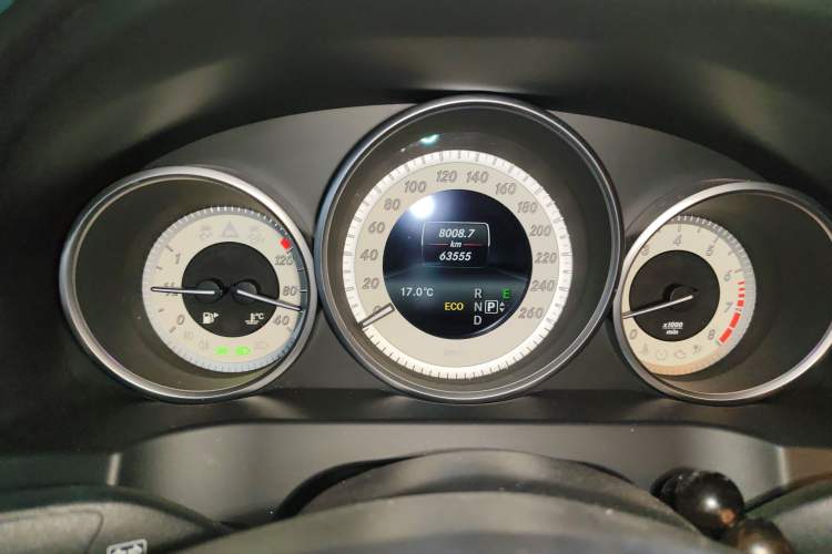 Used Mercedes-Benz E-Class 2014 E 200 Coupe Instrument Cluster