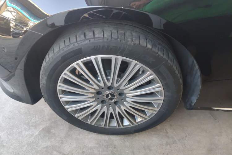 Used Mercedes-Benz E-Class 2021 Facelift E 300 L Stylish Edition