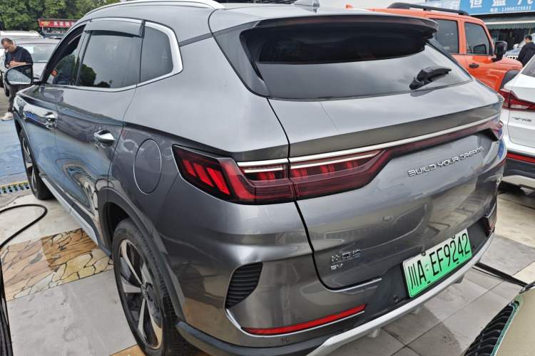 Used BYD Song PLUS New Energy 2021 EV Deluxe Model Exterior 2