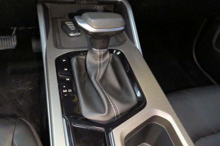 Used Geely Auto Emgrand 2022 4th Generation 1.5L CVT Luxury Model
