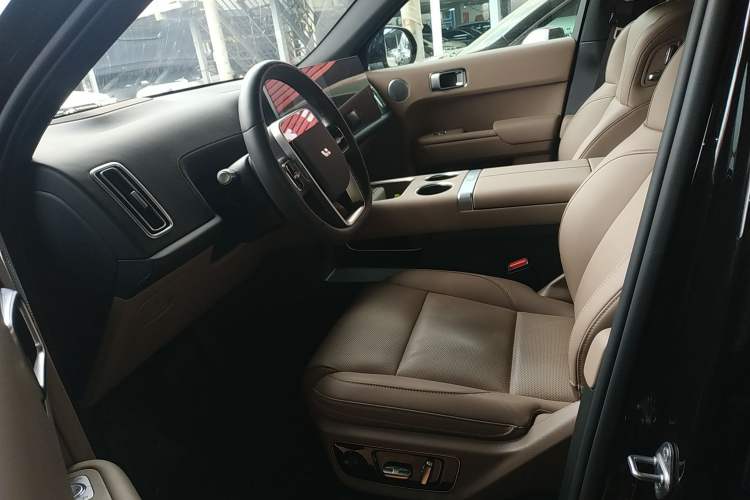 Used Li Auto L7 2025 Max Smart Refresh Edition
