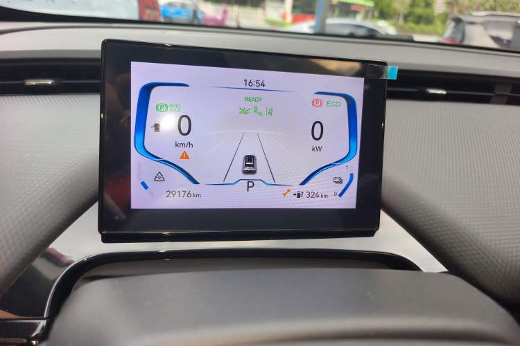 Used Chery New Energy Boundless Pro 2022 408 km Range Shenshou Version Lithium-Ion Battery
