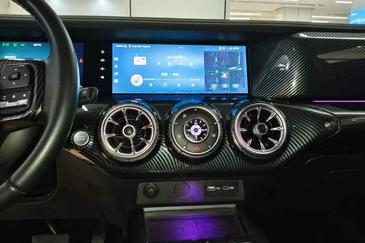 Used Tank 300 2021 City Edition 2.0T—Truly Stylish