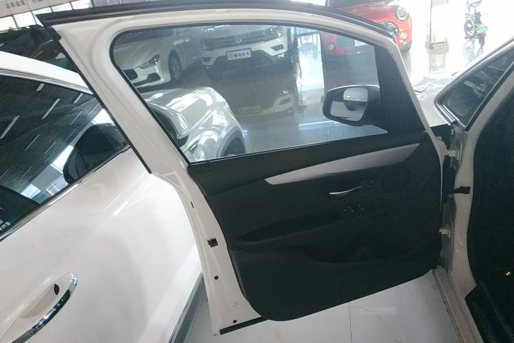 Used BMW 2 Series Active Tourer 2016 218i Leading Model
