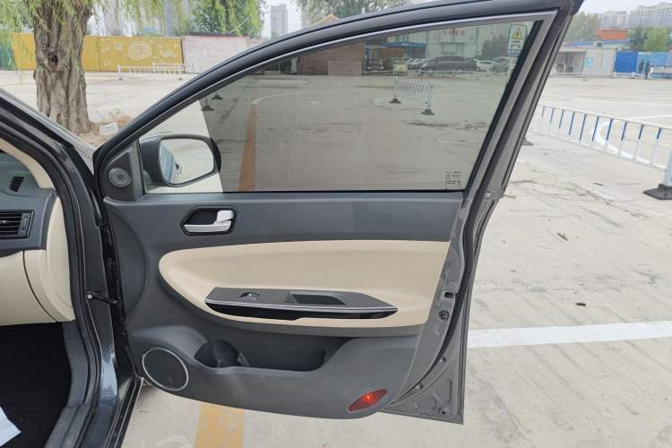 Used JAC J6 A30 2013 1.5L Manual Luxury Model China IV Standard