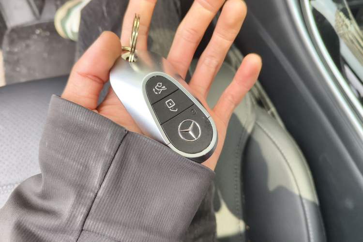Used Mercedes-Benz C-Class 2022 C 260 L Sport Edition Vehicle Key